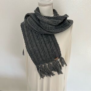 EUC Gray Scarf Chunky Cable Knit Aris by Isatoner 100% Acrylic 9” x 65"